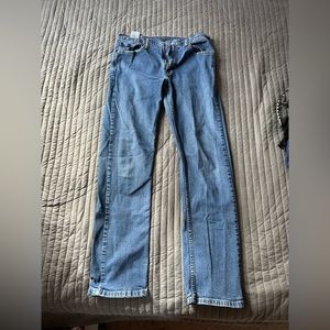 Levi’s Strauss blue jeans style 505 in size W32 L34